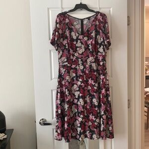 Ann Taylor Floral Dress Size 14